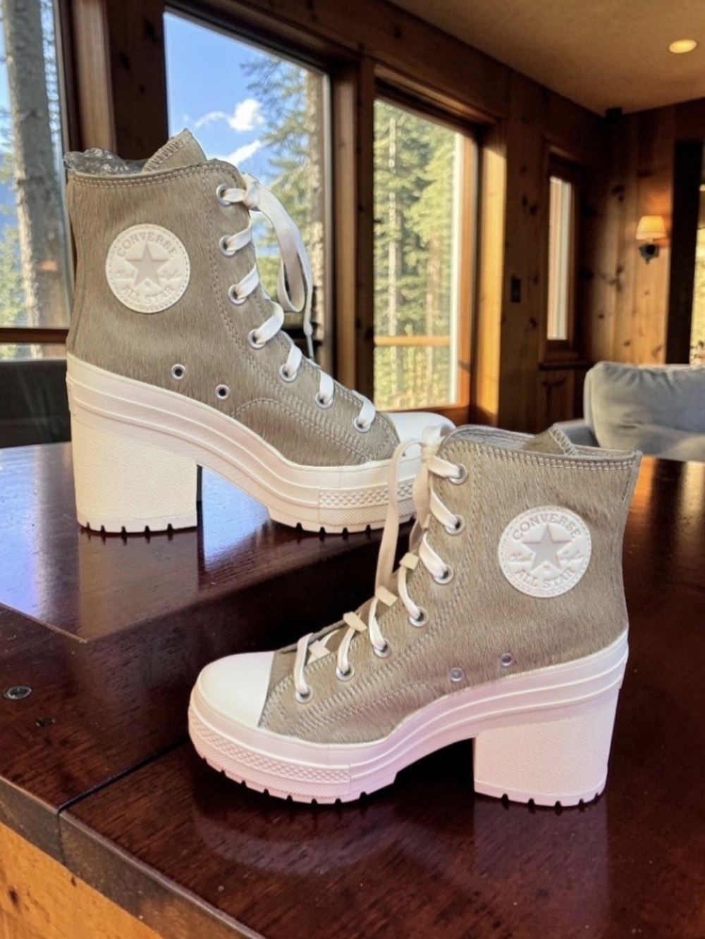 Converse Chuck 70 De Luxe Platform Heel High-Top Lace-Up Sneakers in Taupe 7